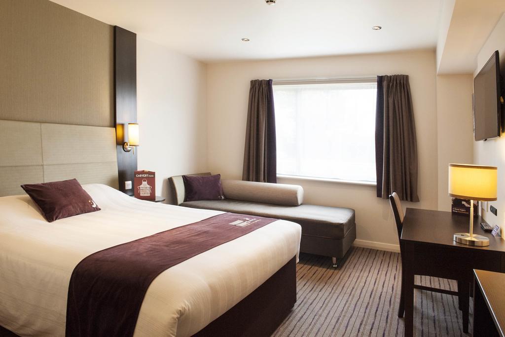 Premier Inn Dunfermline Zewnętrze zdjęcie
