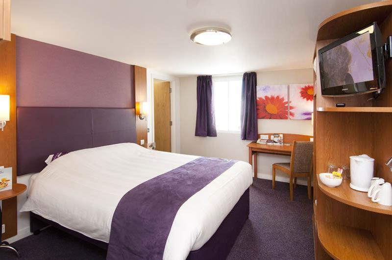 Premier Inn Dunfermline Zewnętrze zdjęcie